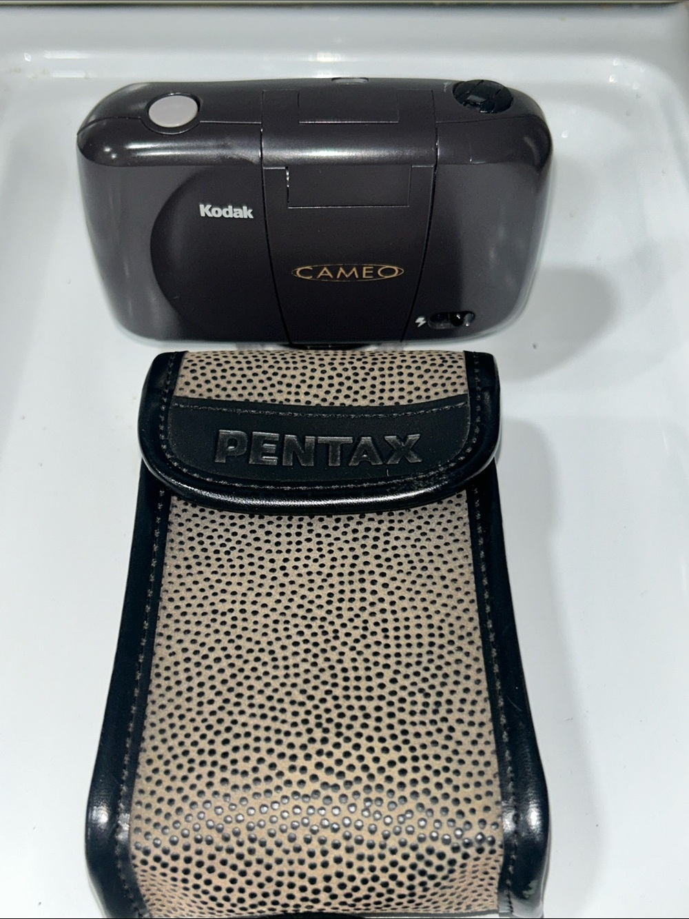Kodak Cameo Zoom Panorama 35mm Rare Small Camera with Case